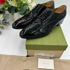 Men's Gucci, patent leather lace up dress shoes size 12.5 made in Italy